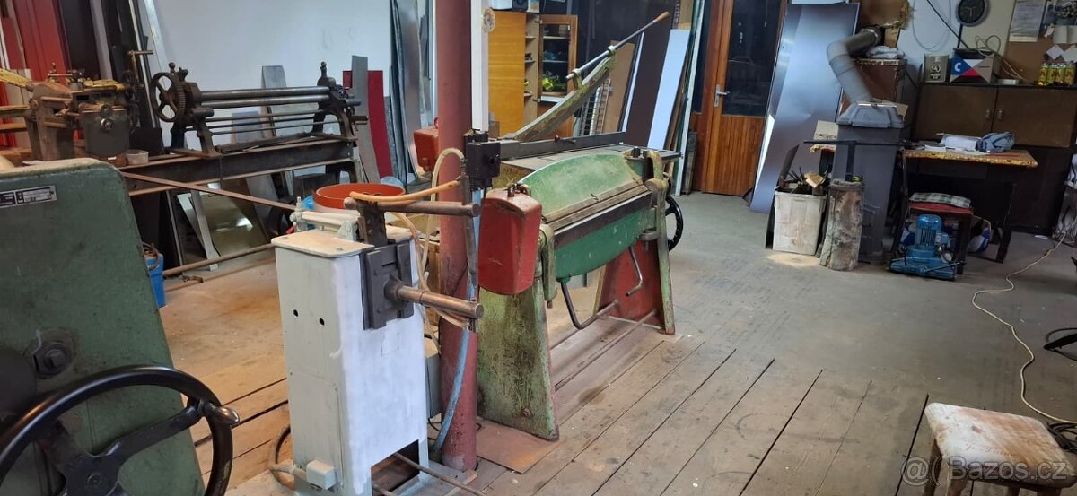 Ohýbačka plechu 1m. - 2