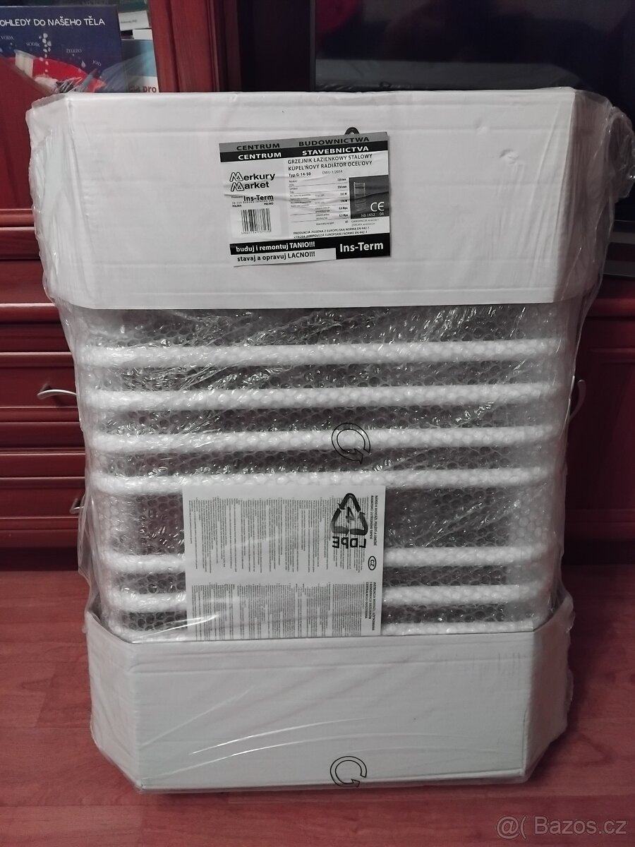 Koupelnový radiátor bílý. - 2