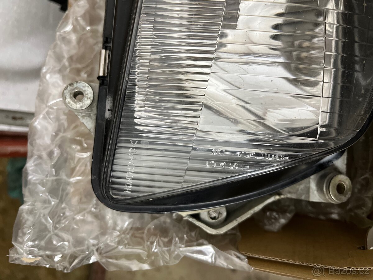 Honda CBR 600f3 1995-98 přední světlo - 2