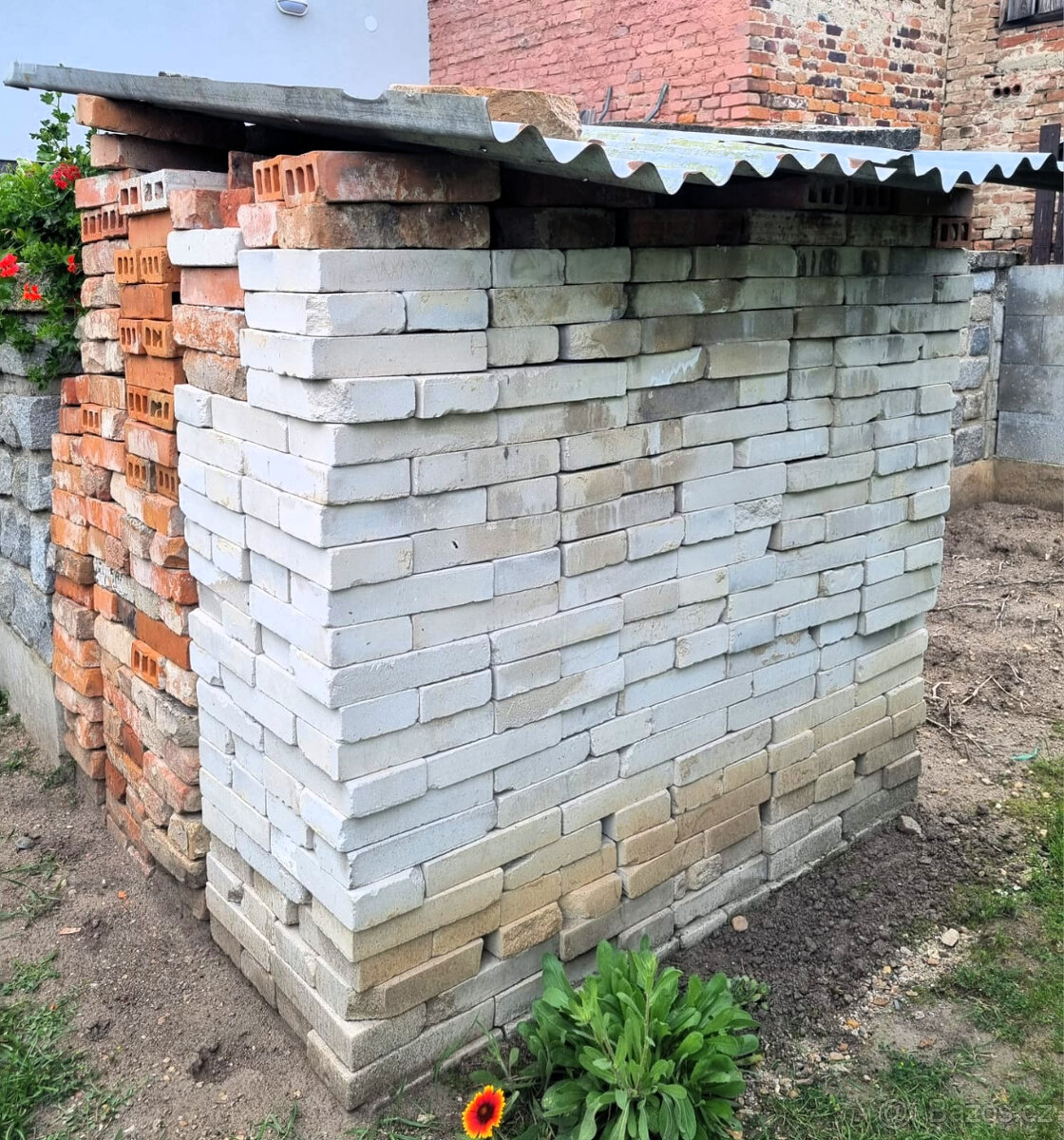 Cihly bílé lícové, duté i plné - 2