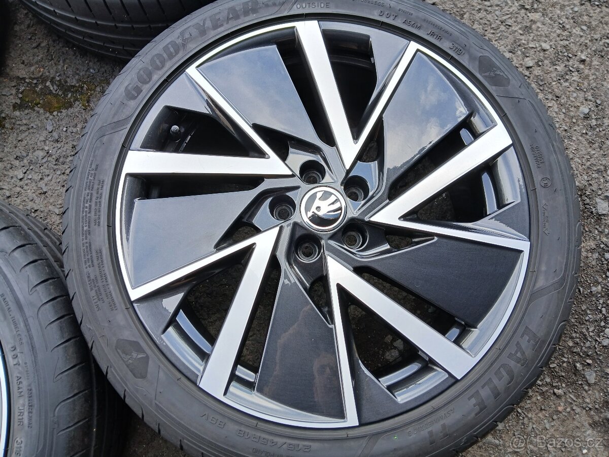 Prodám sadu Orig ALU kol Škoda 215/45R18 letní - 2