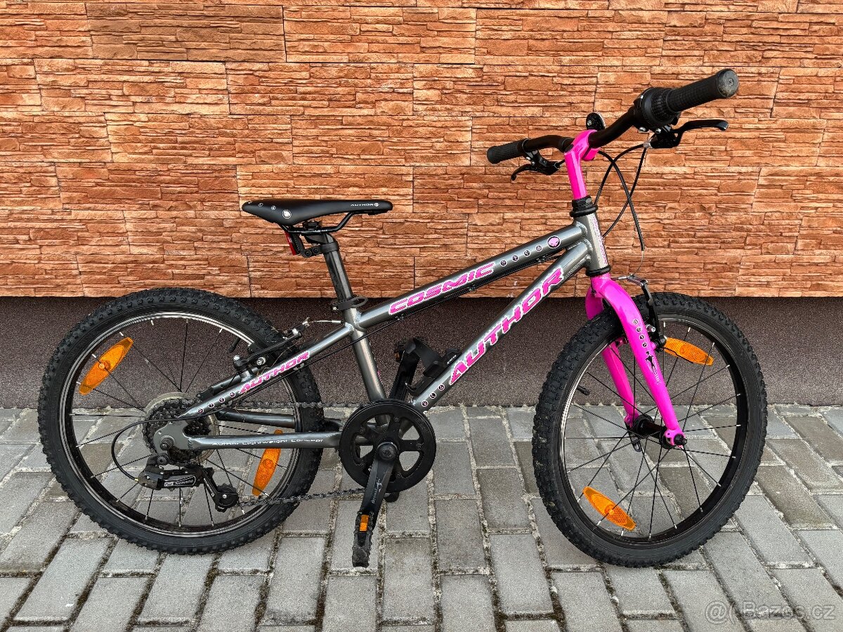 Author Cosmic vel.20 - 2