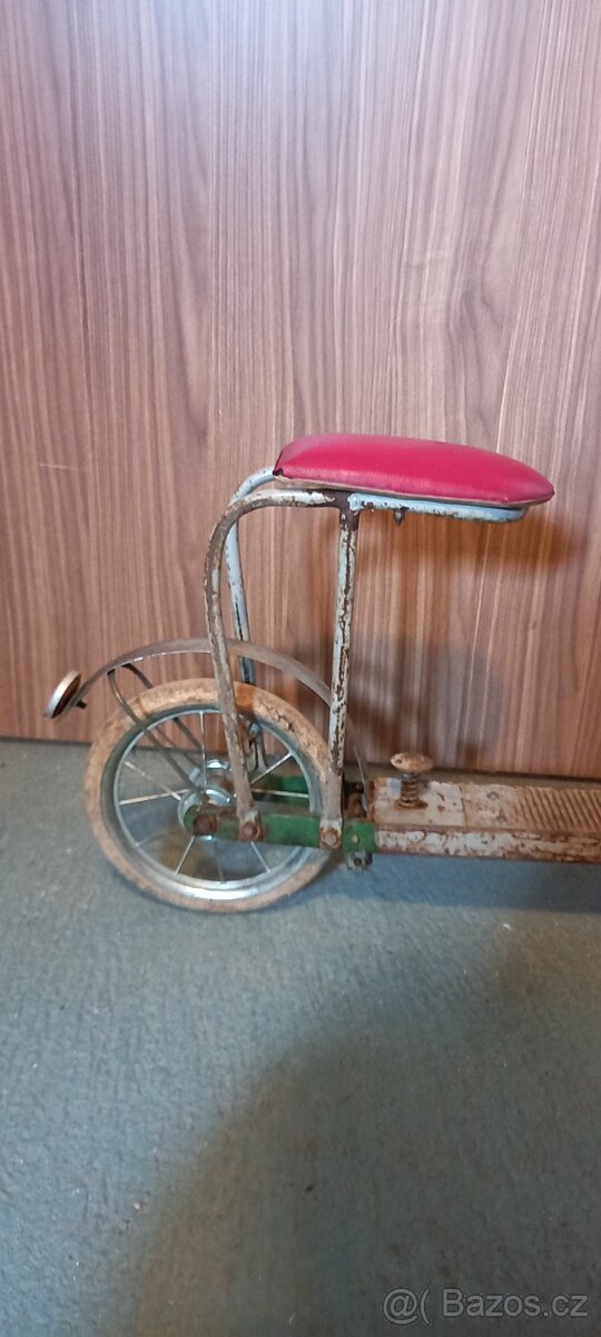 Retro koloběžka - 2