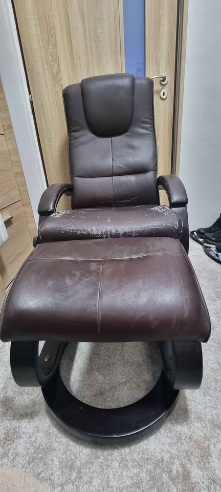 Relaxační křeslo s podnožkou - 2