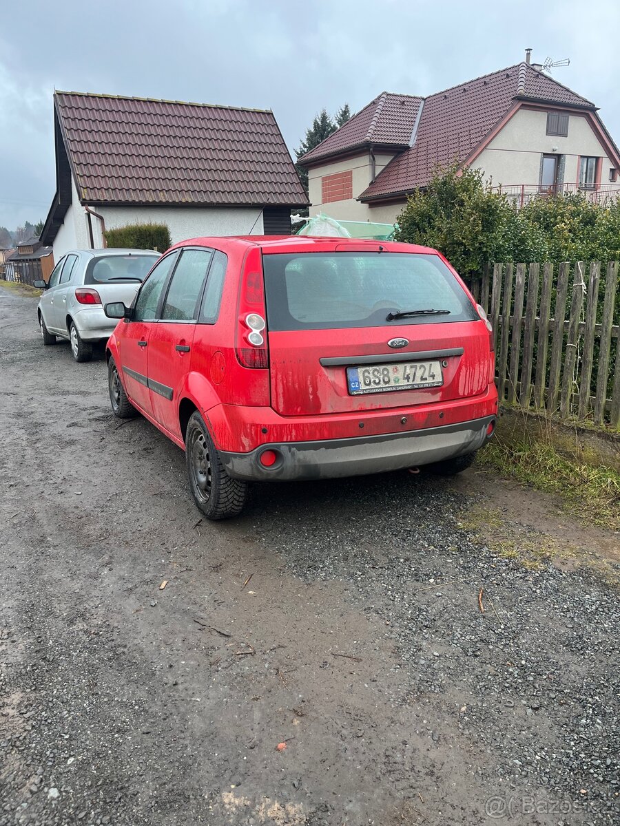 Prodám Ford fiestu mk6 - 2