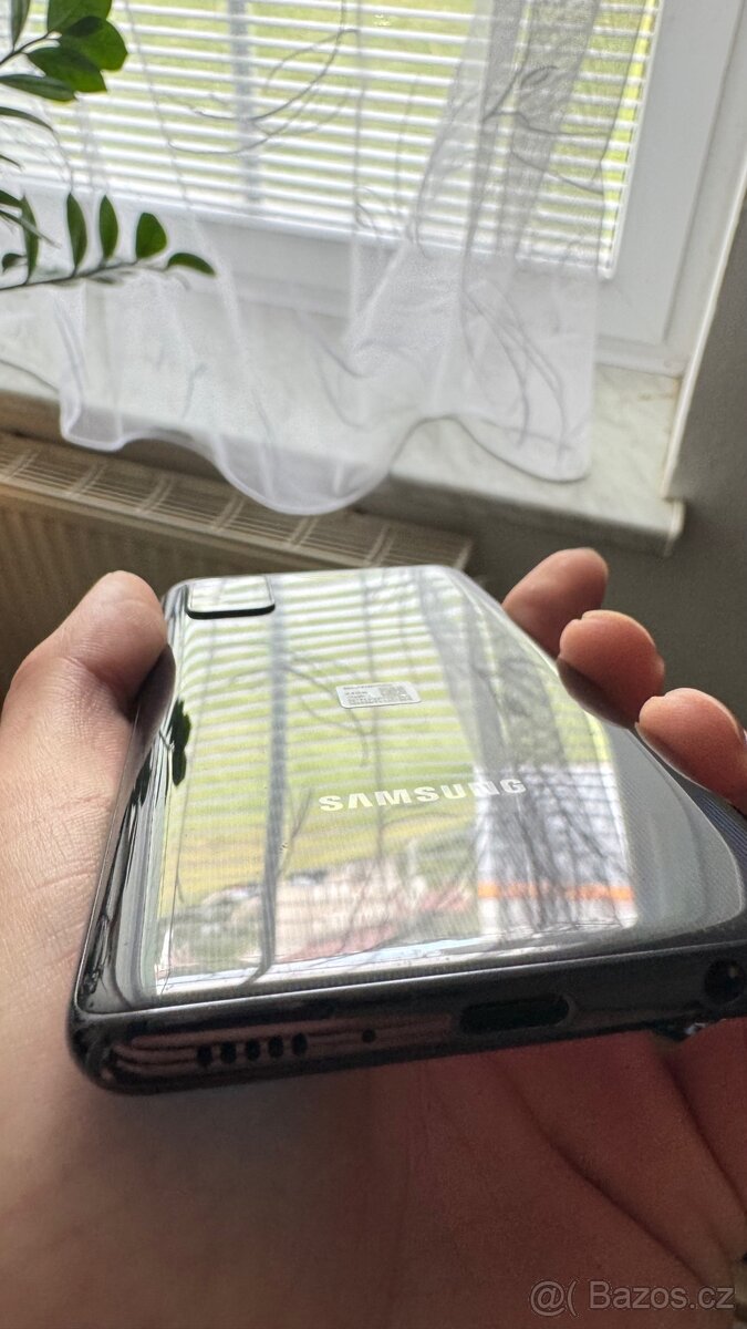 Mobil Samsung Galaxy A41 - 2