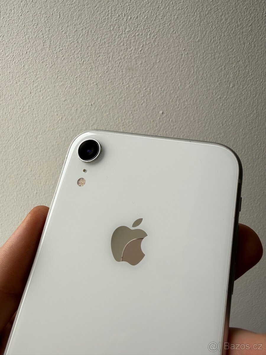 iPhone XR 128gb 100% baterie - 2