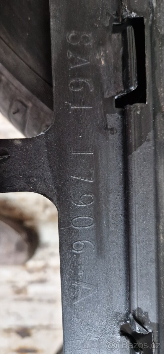 Ford fiesta zadní nárazník MK6 - 2