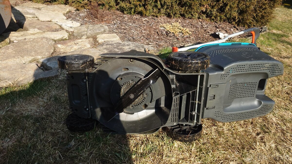 Elektrická sekačka Gardena zánovní - 2