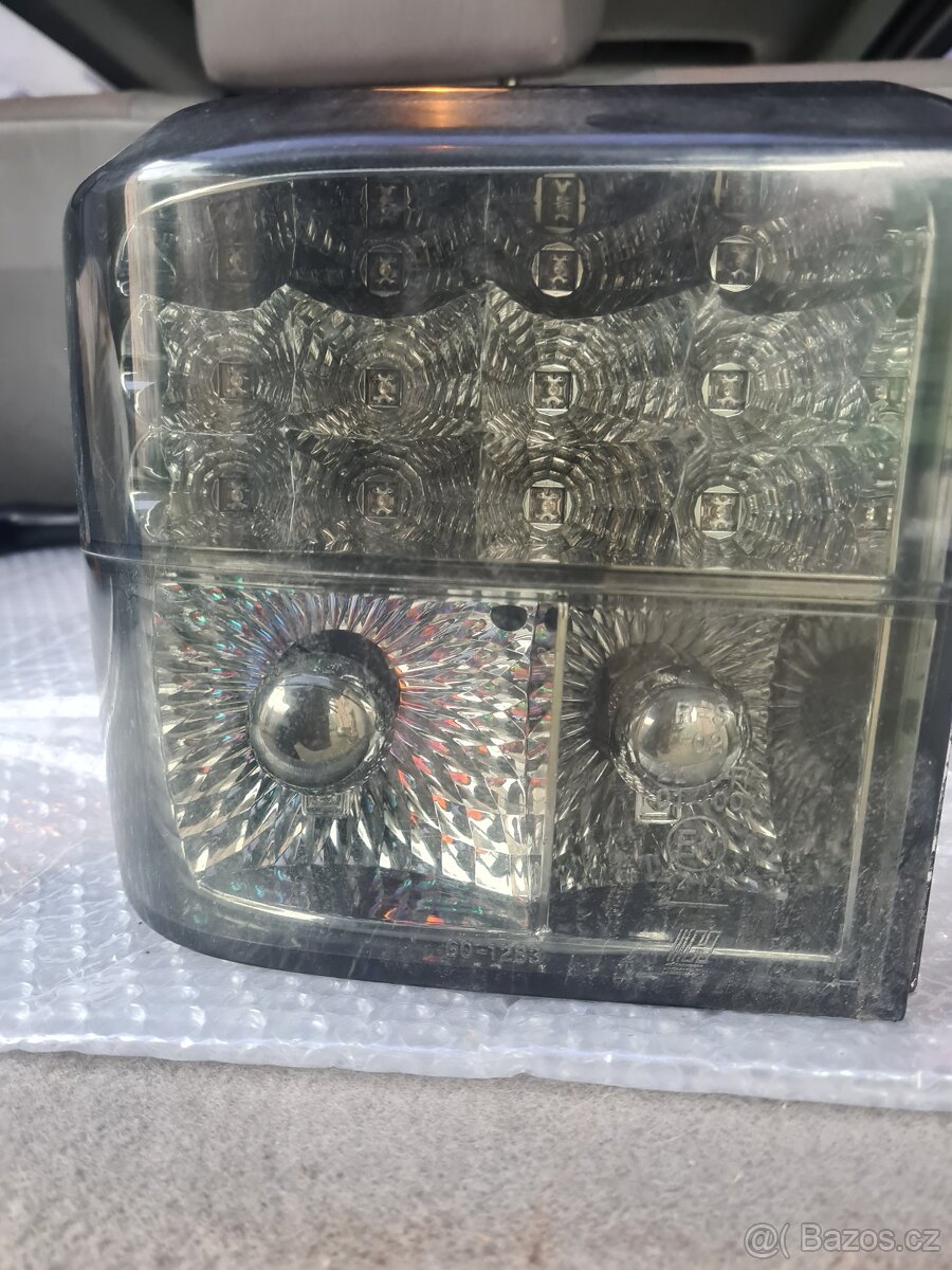 VW T4 zadní světlo - 2