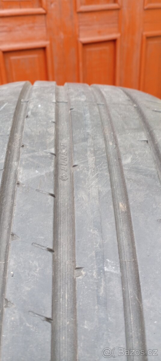 235/60 R18 letní pneu - 2