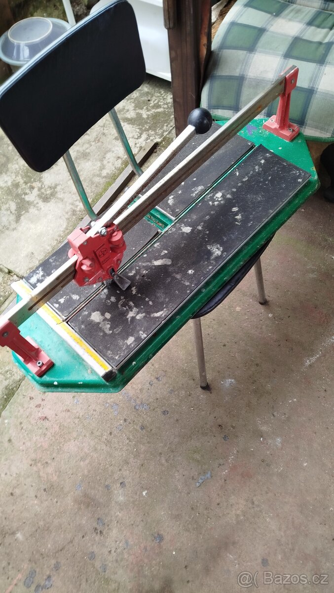 Řezačka dlaždic - 2