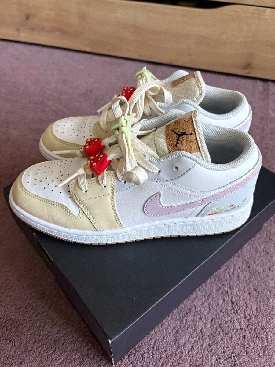 Nike - Air Jordan 1 Low - 2