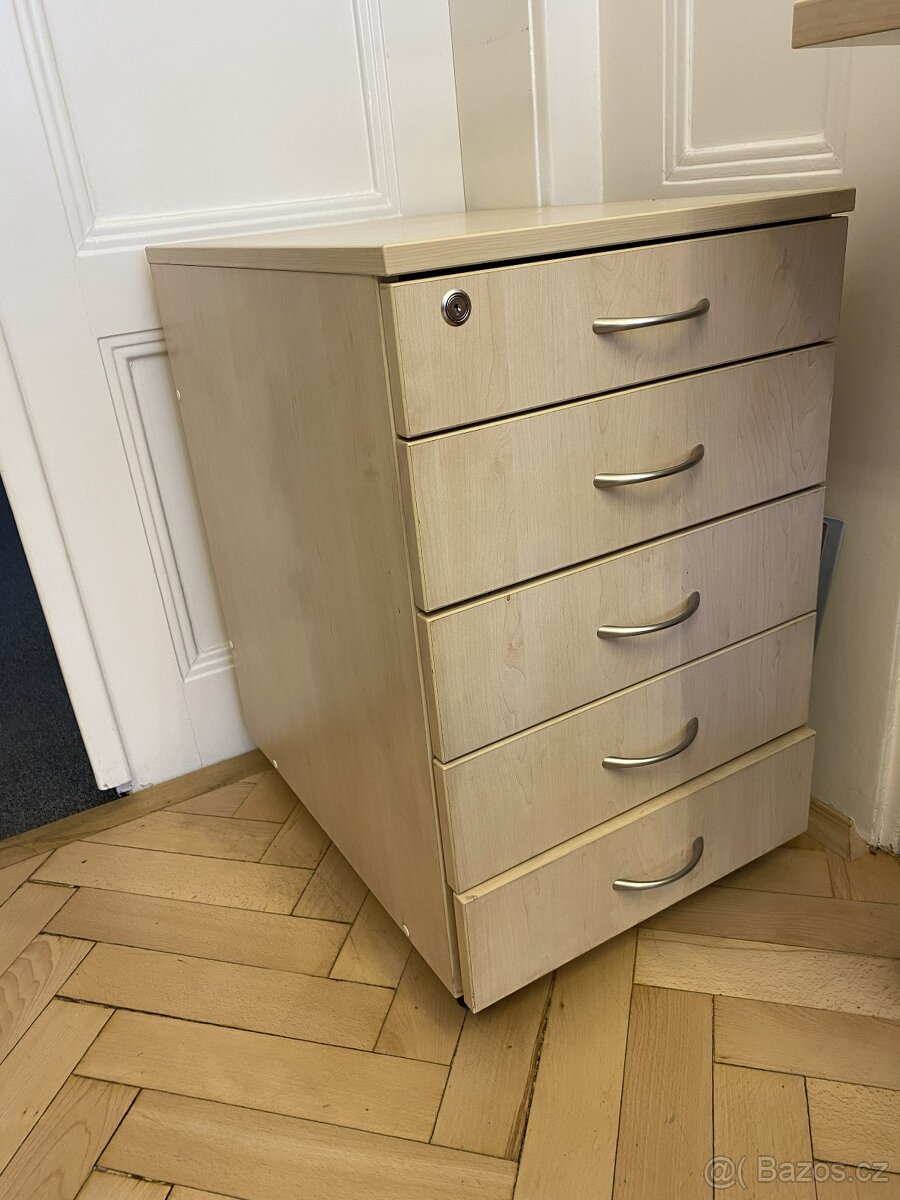 Kontejner / Skřín - 2