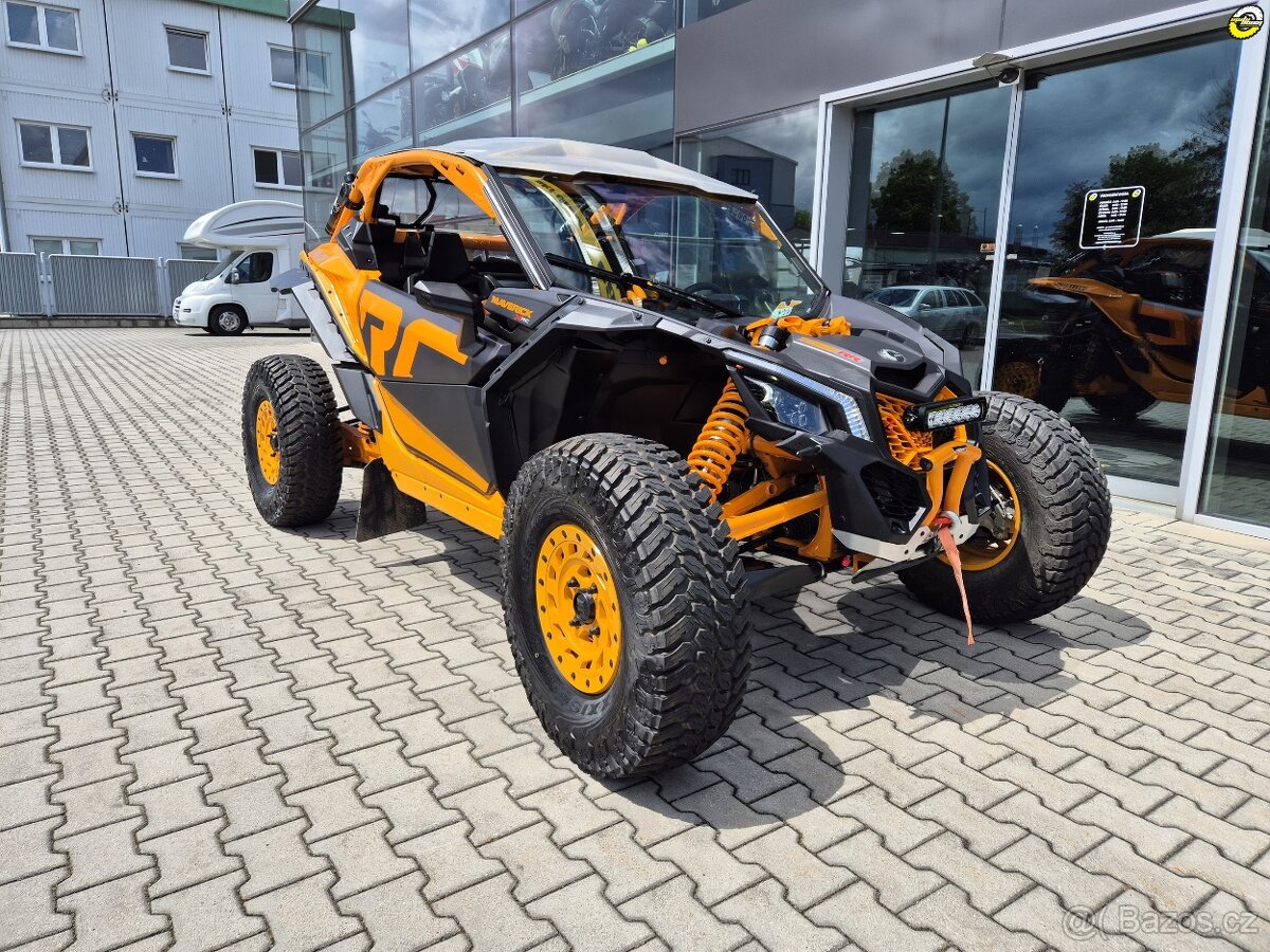 CAN-AM Maverick X3 X RC Turbo