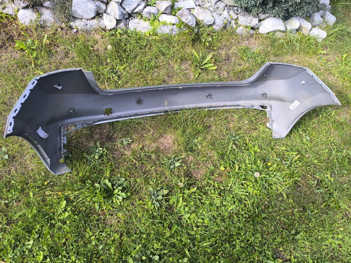 Zadní nárazník ŠKODA Fabia 4 - 2