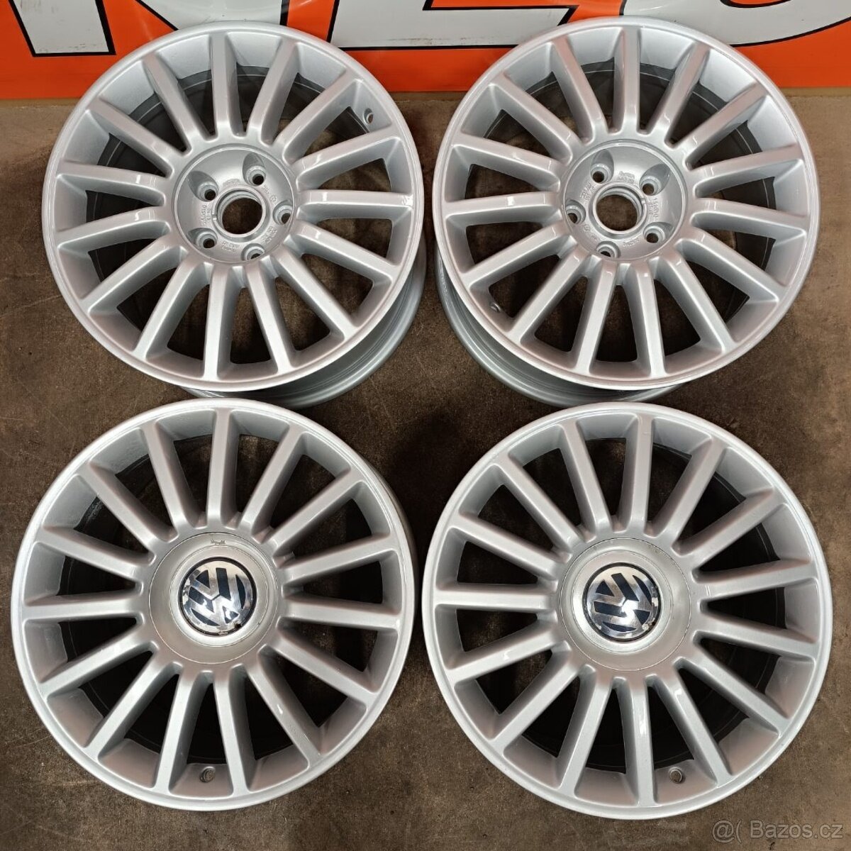 Originální kola Volkswagen Passat 17", PO RENOVACI - 2