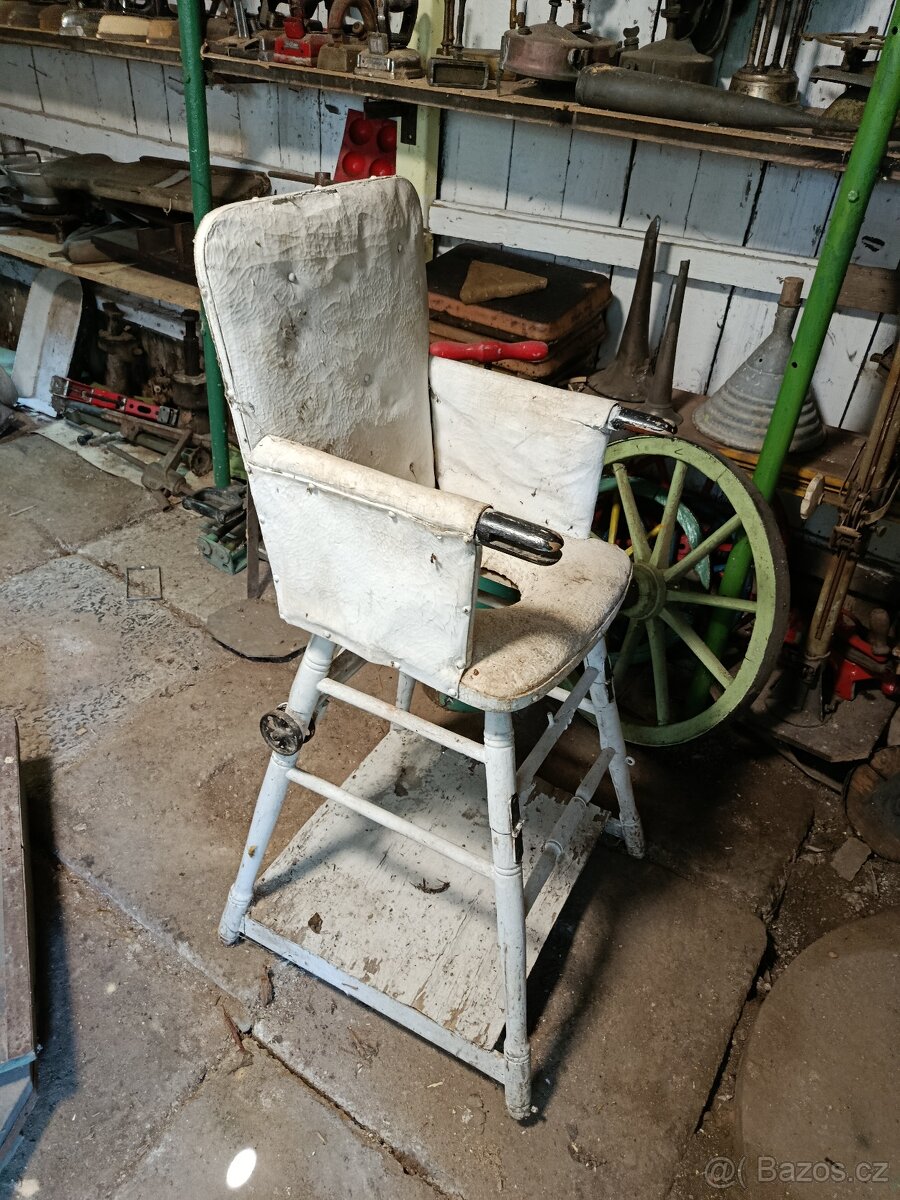 Starožitná dětská židle - nočníková stolička - 2