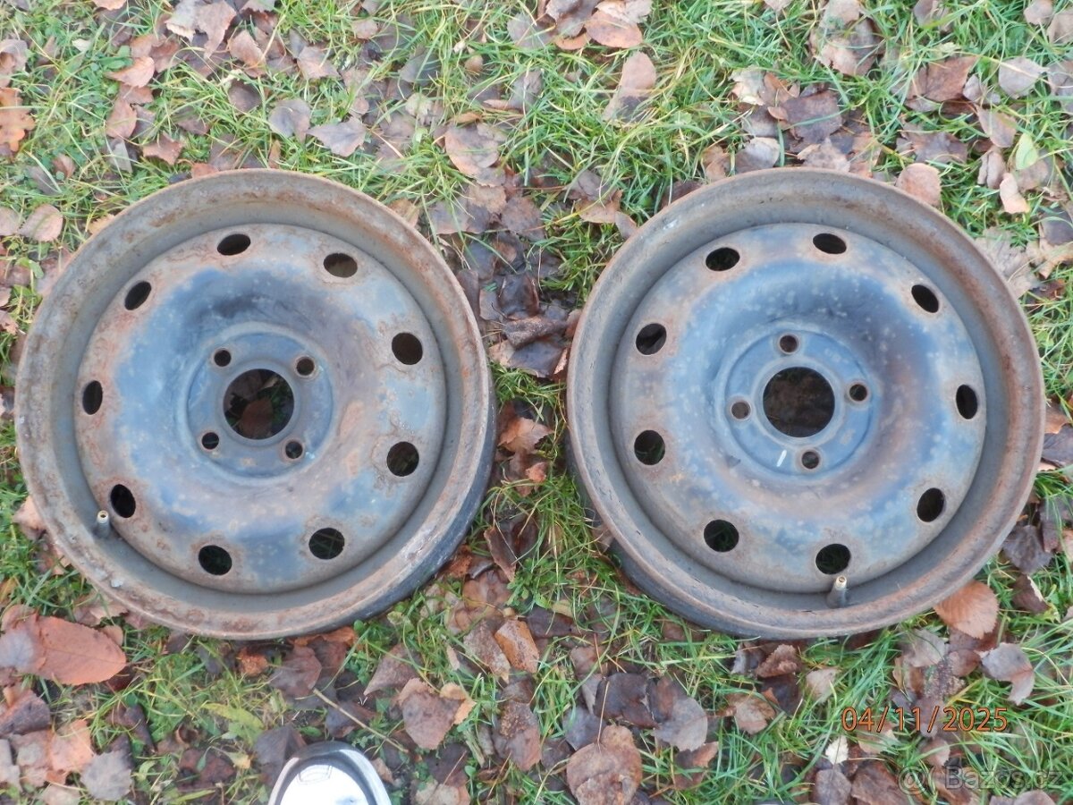 2xOriginál plechový disk na RENAULT-DACIA velikost 14tky. - 2