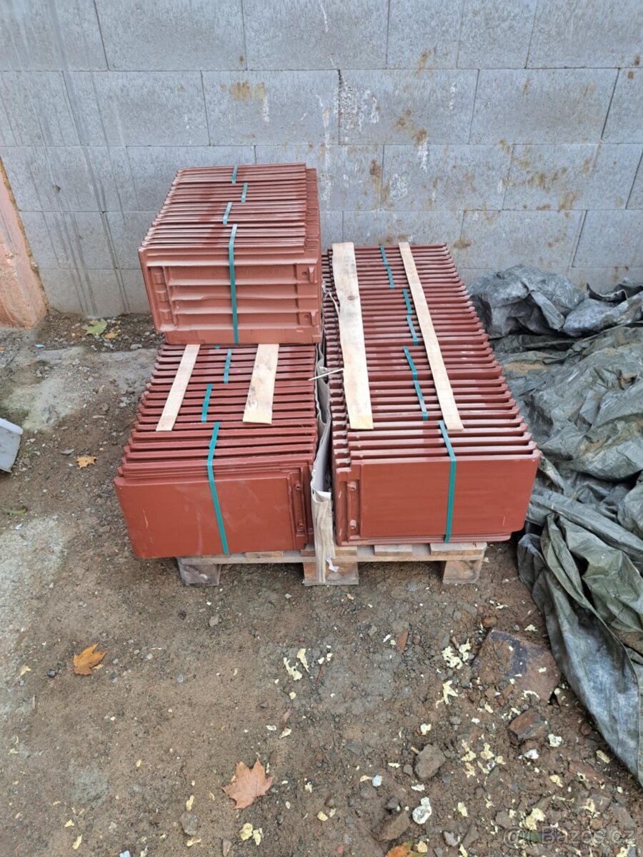 TONDACH PLANOTON 11 Červená Engoba (základní taška) 90 kusů - 2