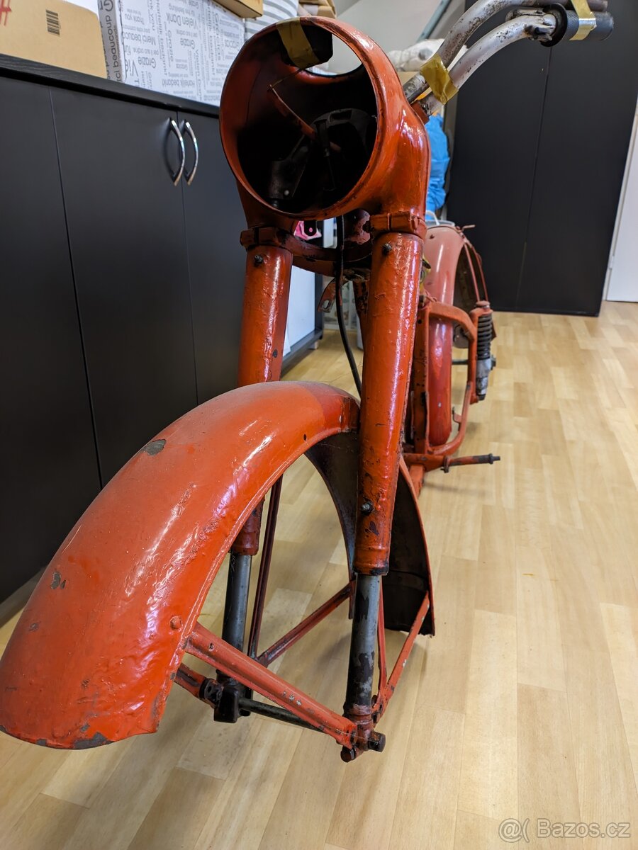 Jawa Pérák - torzo - 2