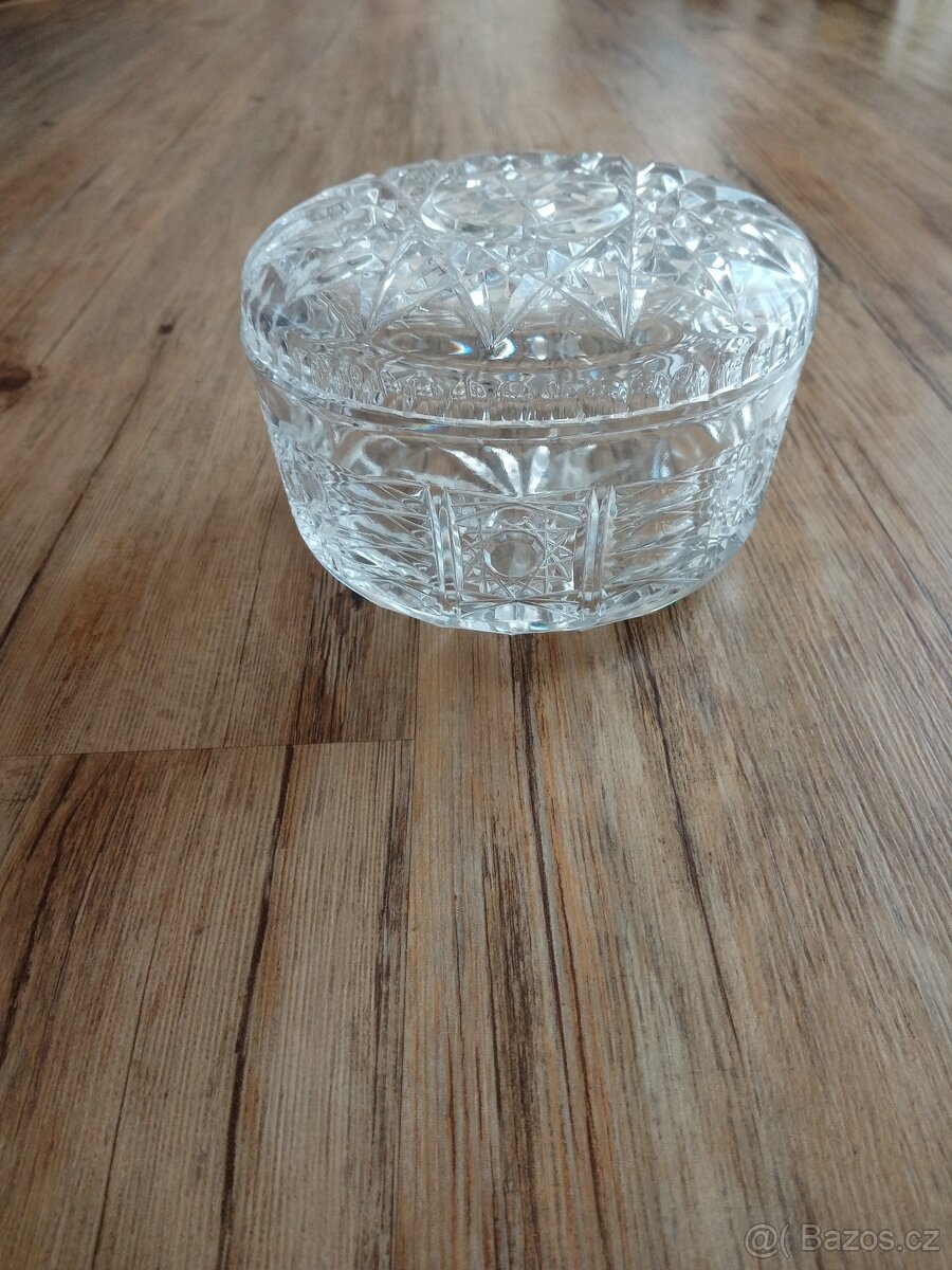 Skleněná dóza - 2