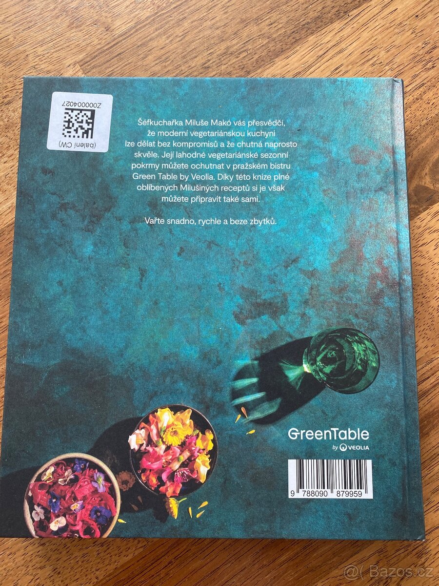 Rok v Green table - 2