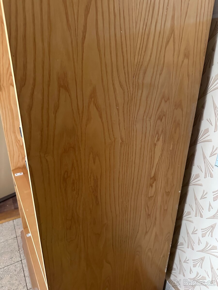 Nástavec na skříň - 2