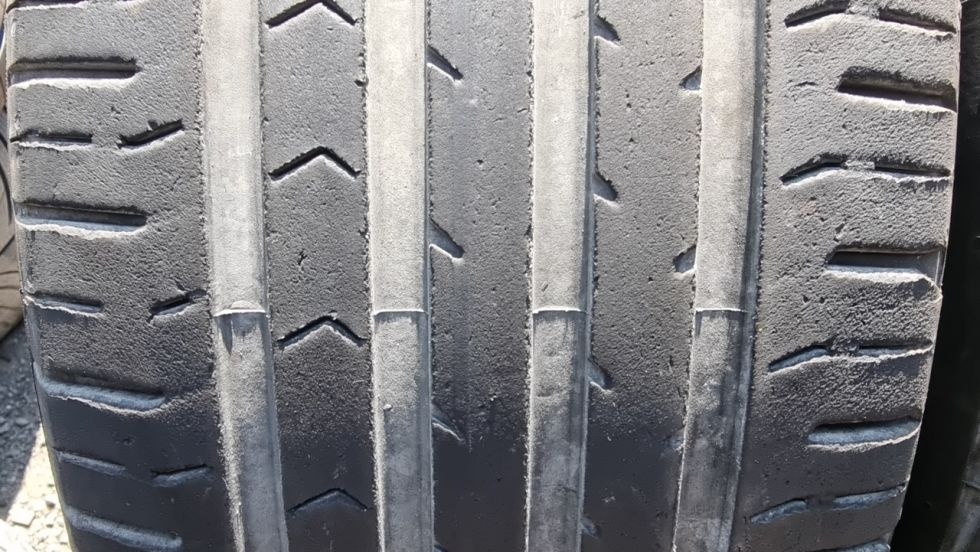 Letní pneu 205/60/16 Continental - 2