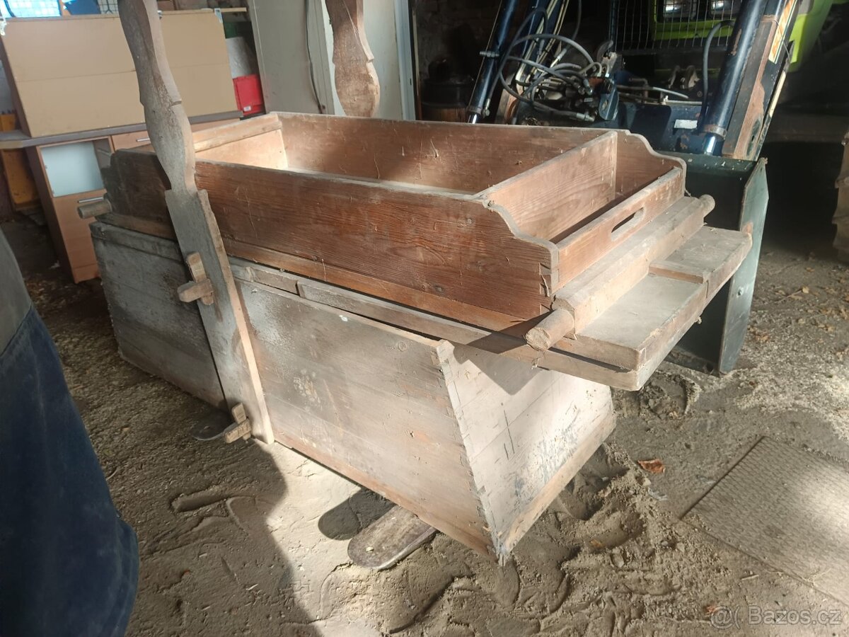 Mandl na prádlo - 2