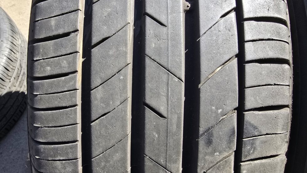 Letní pneu 205/55/16 Kumho - 2