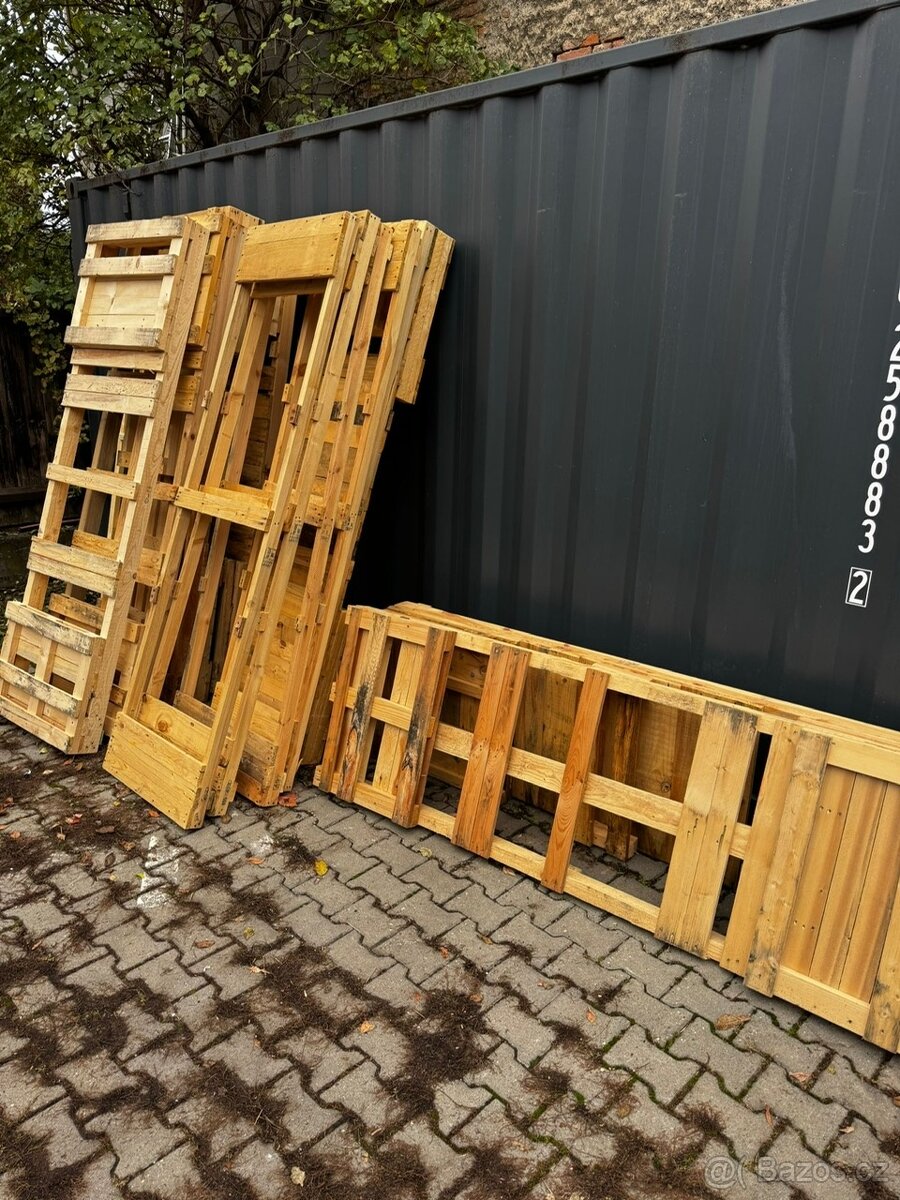 Palety z motocyklů - 2