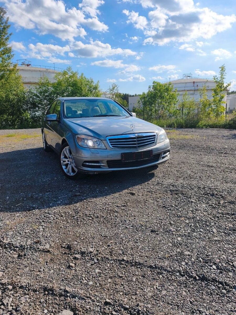 Mercedes Benz c200 - 2