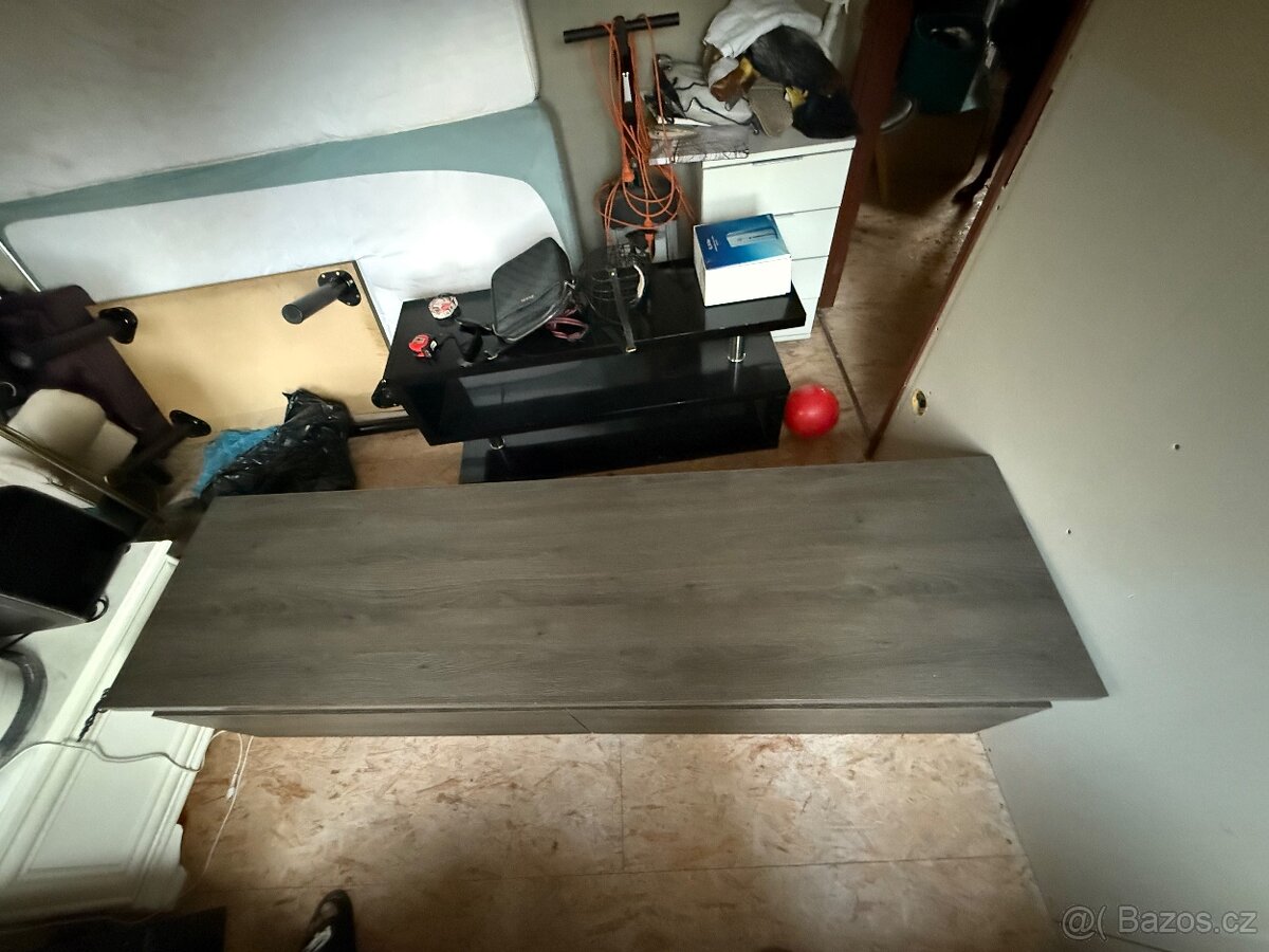 TV komoda se dvěma šupliky - 2