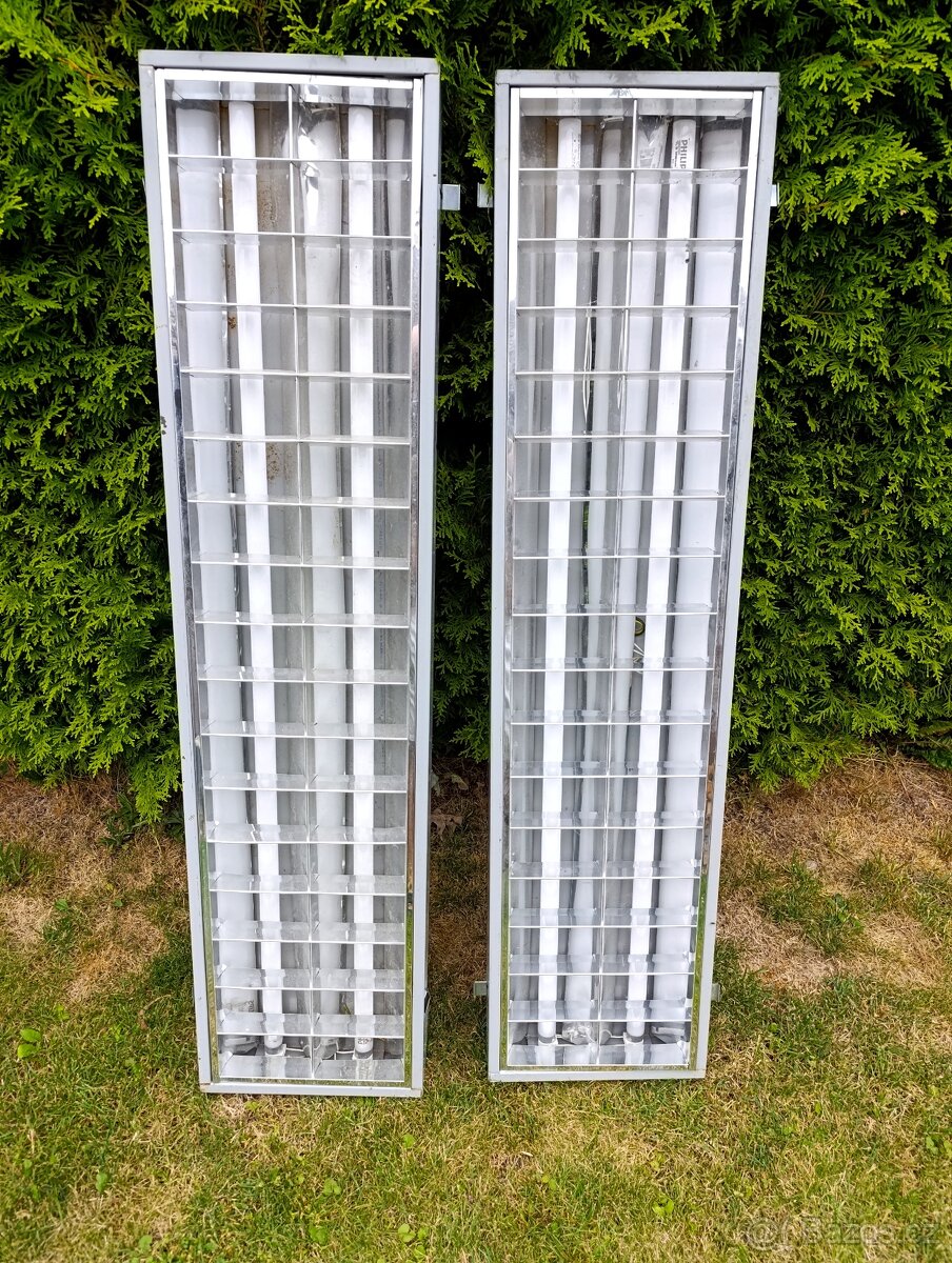 Zářivkové svítidlo. - 2