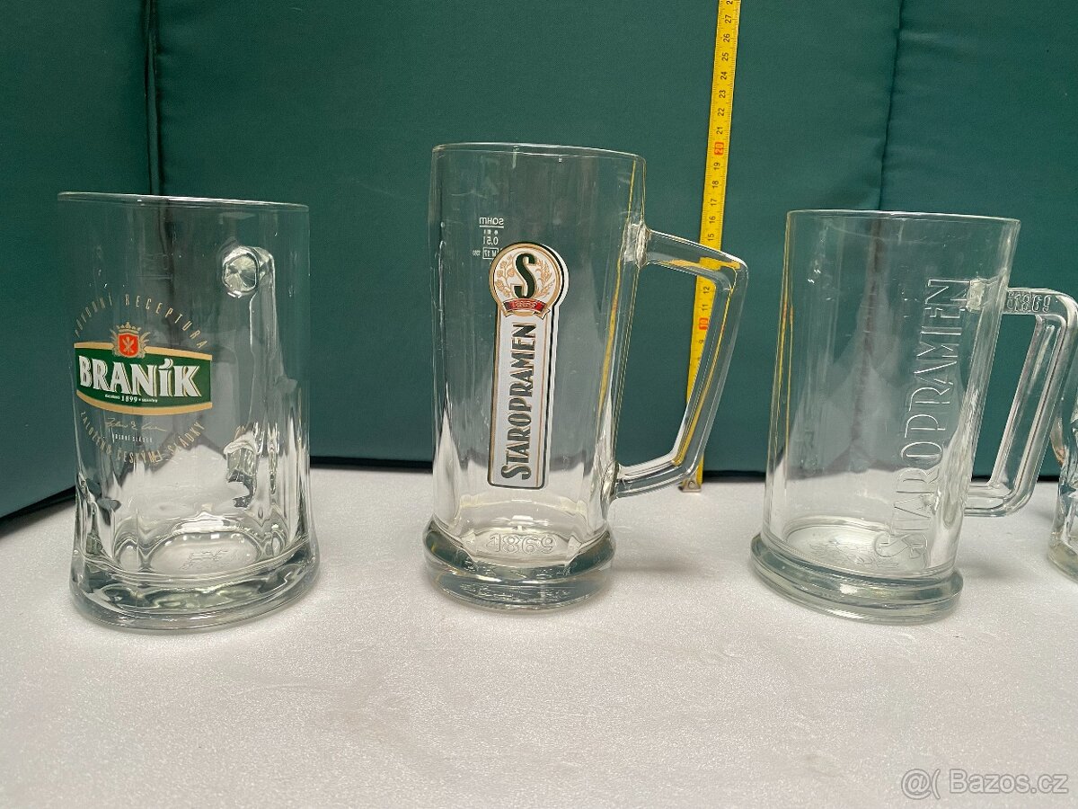 Sada pivních sklenic – 4 půllitry + 1× Staropramen (0,3 l) - 2