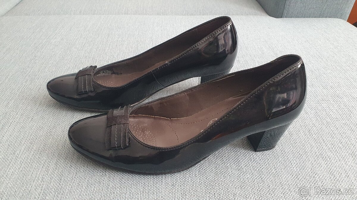 Černé lakované boty Ara - 2