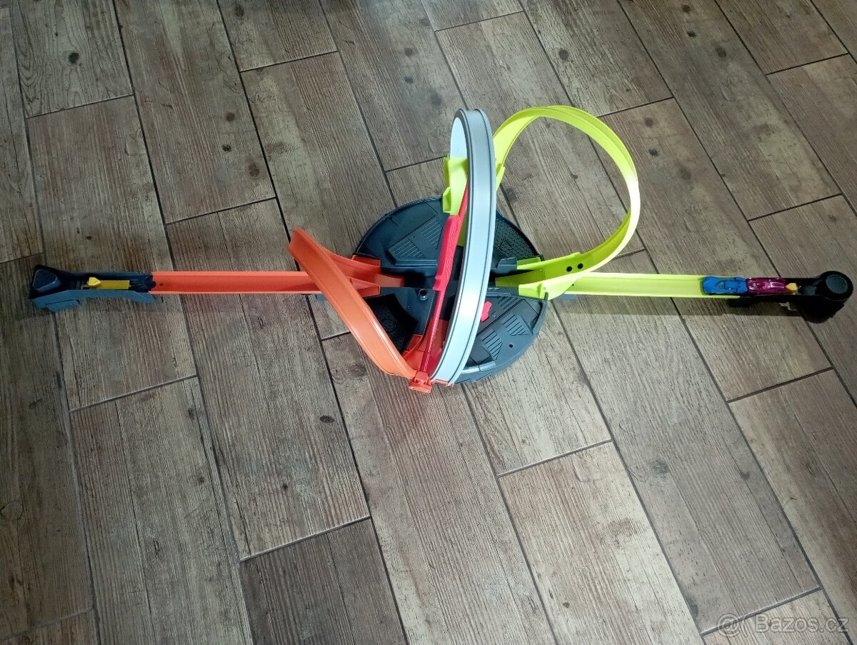 Hot Wheels autodráha - 2