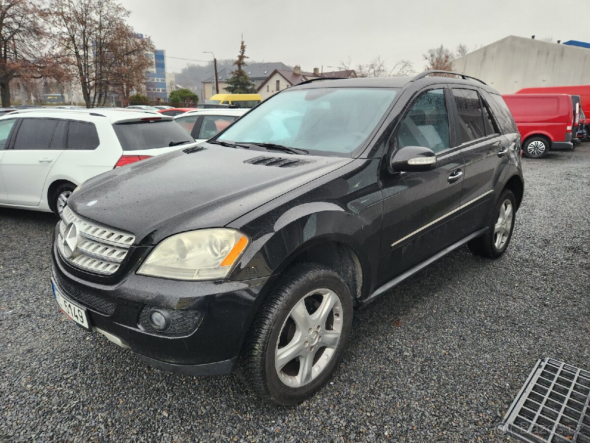 Mercedes-Benz Třídy M 320CDi 4-Matic Harman&Kardon - 2