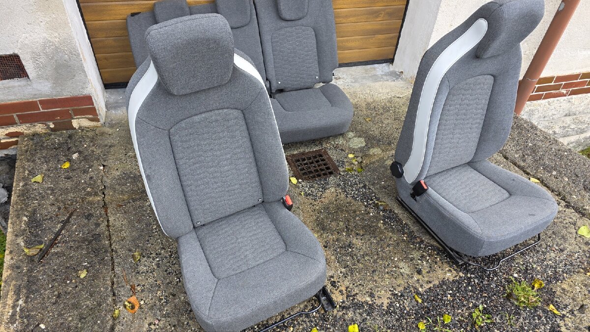 Renault Zoe sedadla - 2