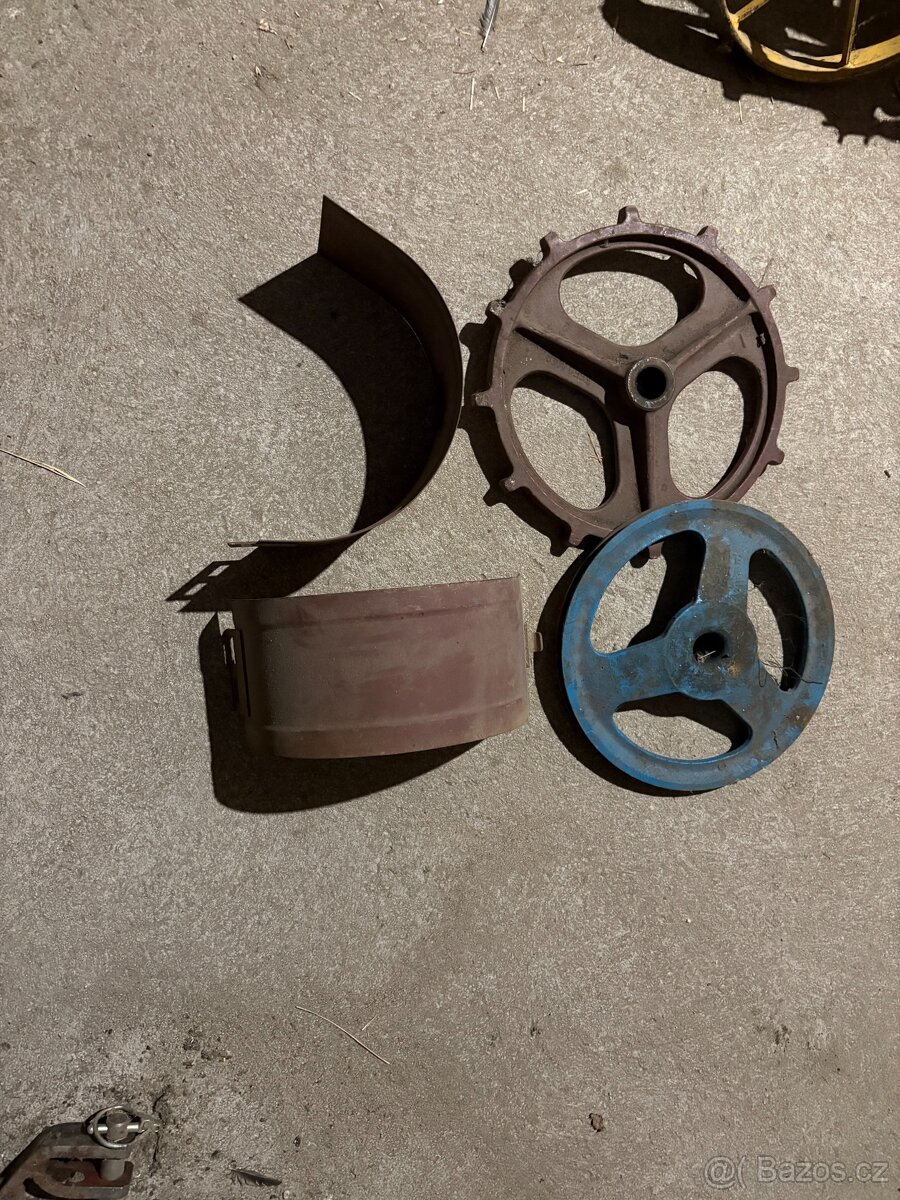 Kombajn E 512 Uloženkové díly - 2