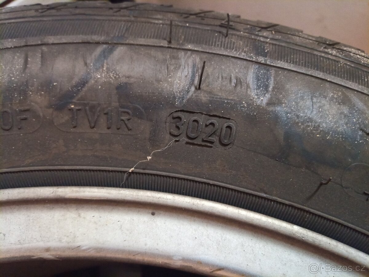 Zimní pneu 205/55 r16 - 2