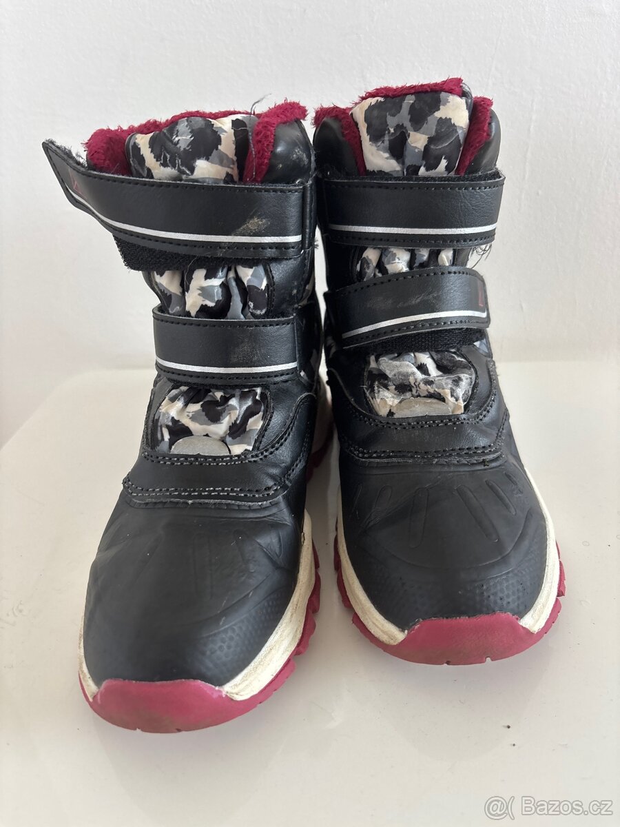 Prodám černé kožačky vel. 35 - 2