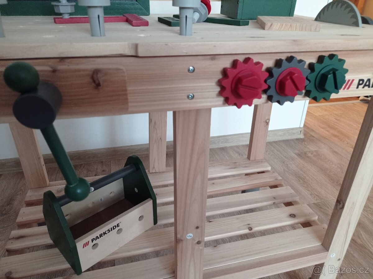Dřevěný pracovní stůl/ponk pro děti - 2