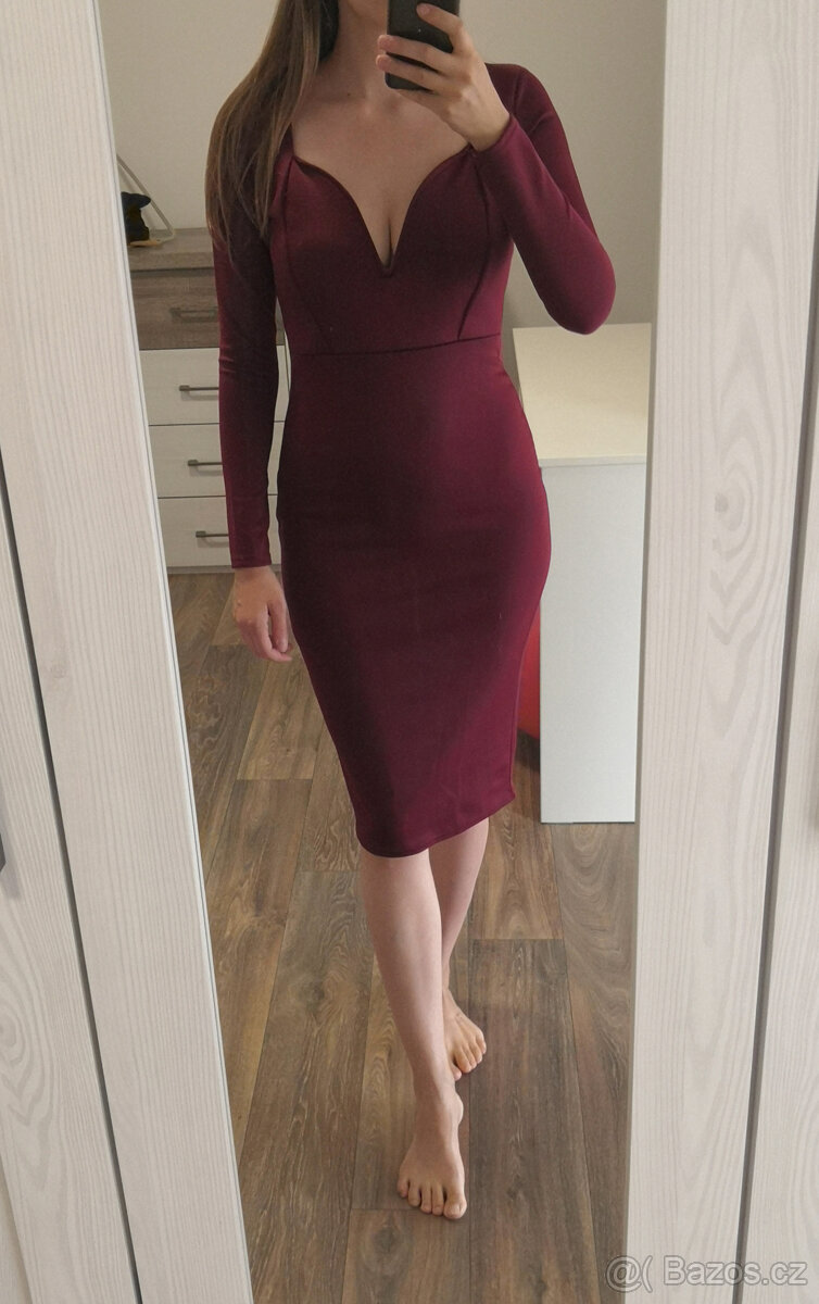 Svůdné vínové midi šaty - 2