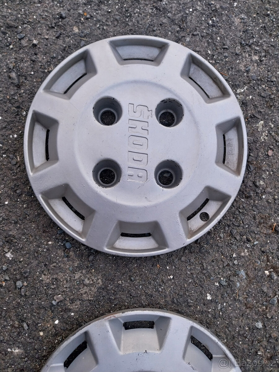 Poklice Škoda 120 - 2