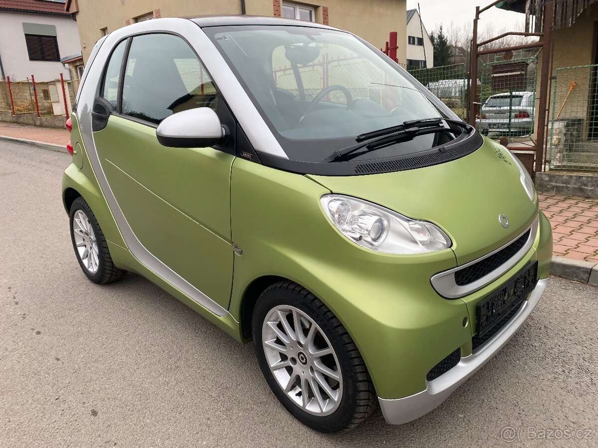 Smart fortwo mhd 0.9i 52kW klimatizace - 2