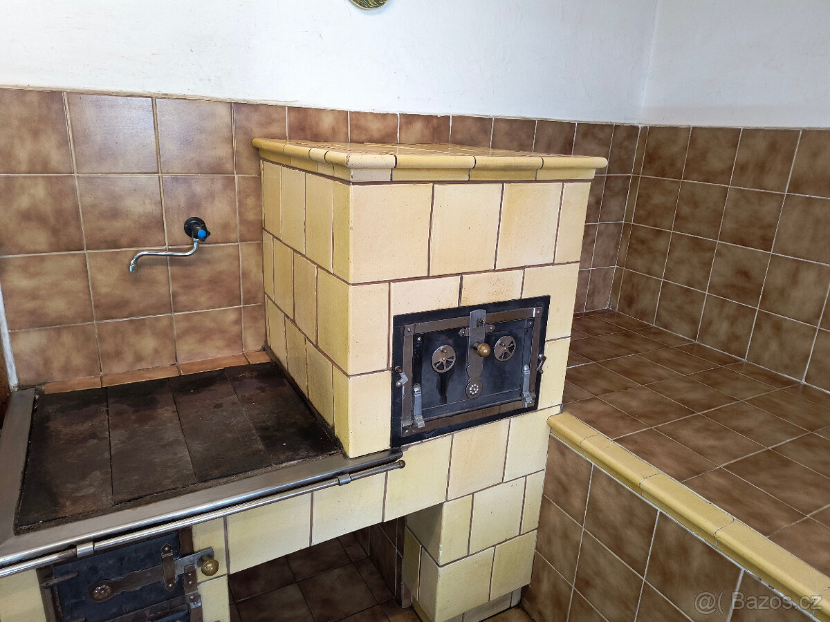 Kachlová pec - 2