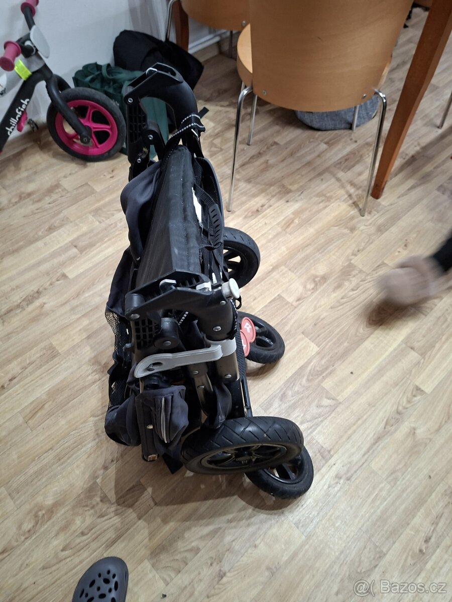 Kočárek Valco Snap 4 - 2