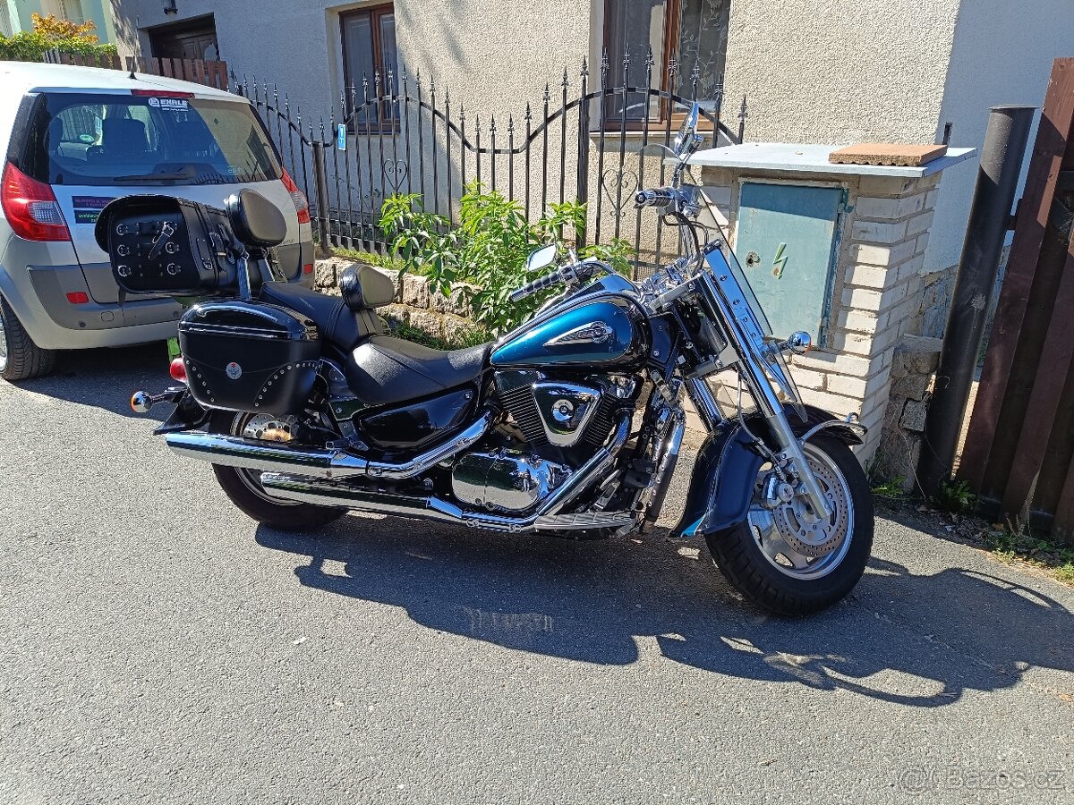Suzuki Intruder 1500 - 2